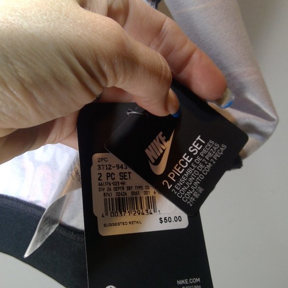 NIKE TRACK SUIT- NWT- NIKE LOGO PRINT-UNISEX- 2 PIECE SIZE 18MONTH - Picture 8 of 8